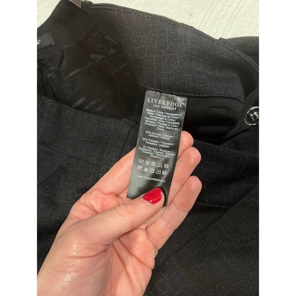 Liverpool Utility Crop Cargo Pants Black Crosshatch | Workwear | Size 12/31 NWT - Picture 9 of 9